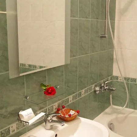 Joya Park * Aranyhomok