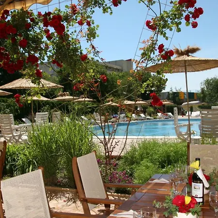 Joya Park * Goldstrand